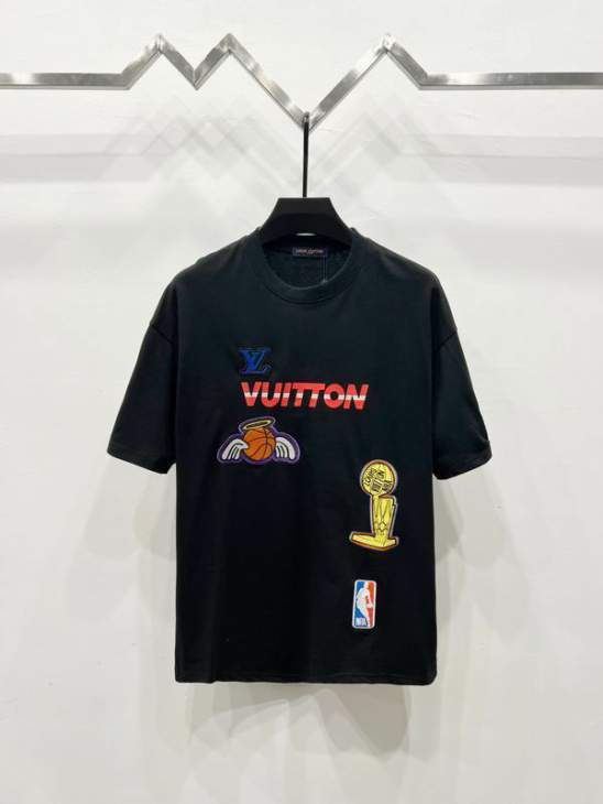 Picture of Louis Vuitton T Shirts Short _SKULVS-XLqqtx247230